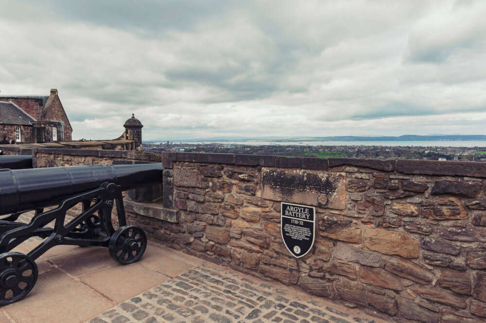 tour edinburgh castle