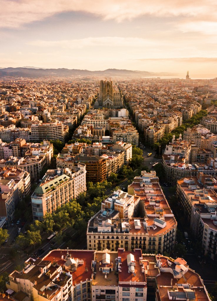 ways to travel in barcelona