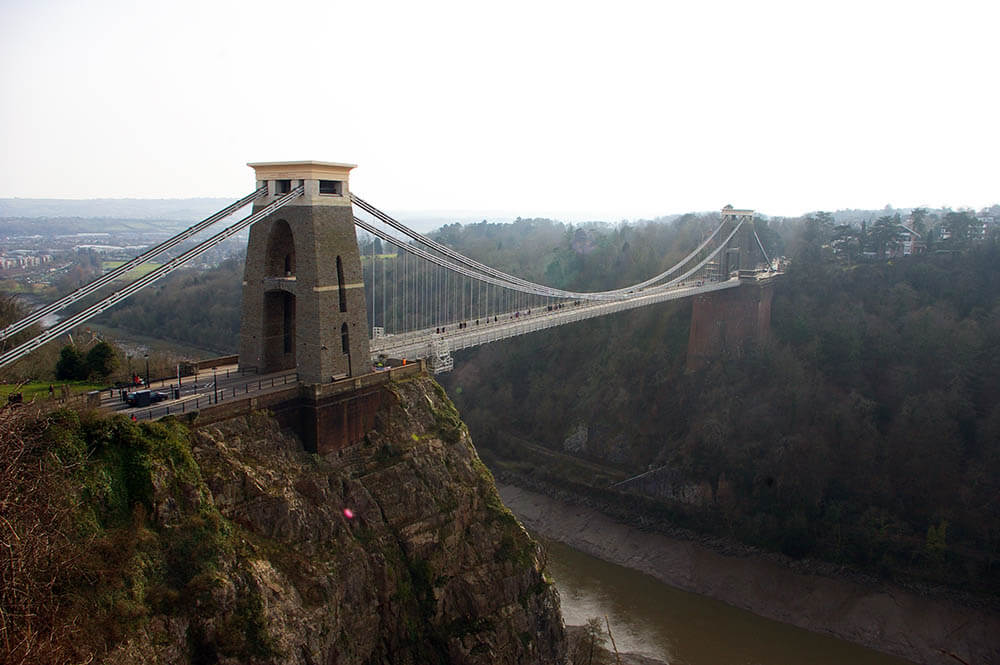 Amazing city guide to Bristol, England. Includes fantastic must-know local tips on what to do in Bristol, where to eat, where to stay and more. #Bristol #England #Travel