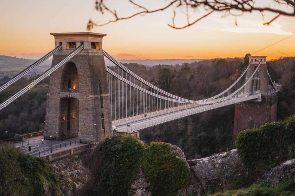 cool places to visit in bristol