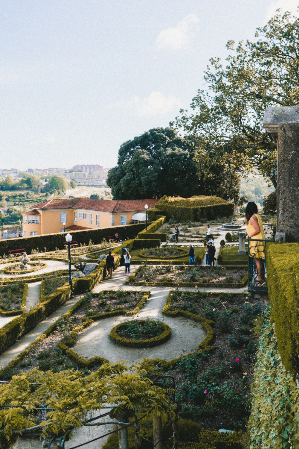 tourist guide portugal