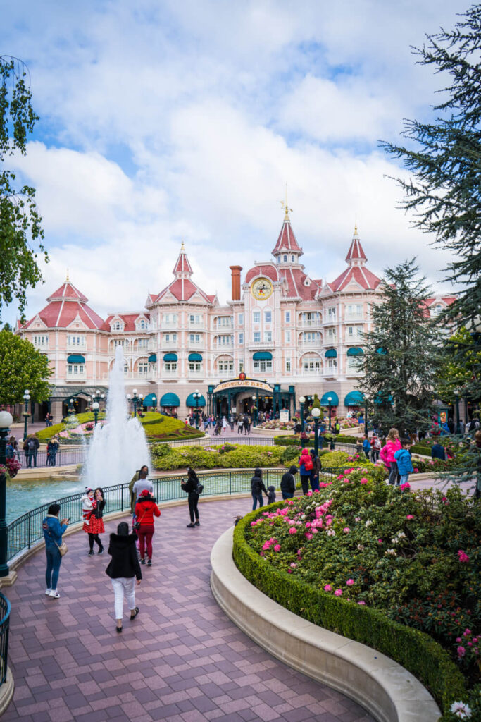 disneyland paris travel tips