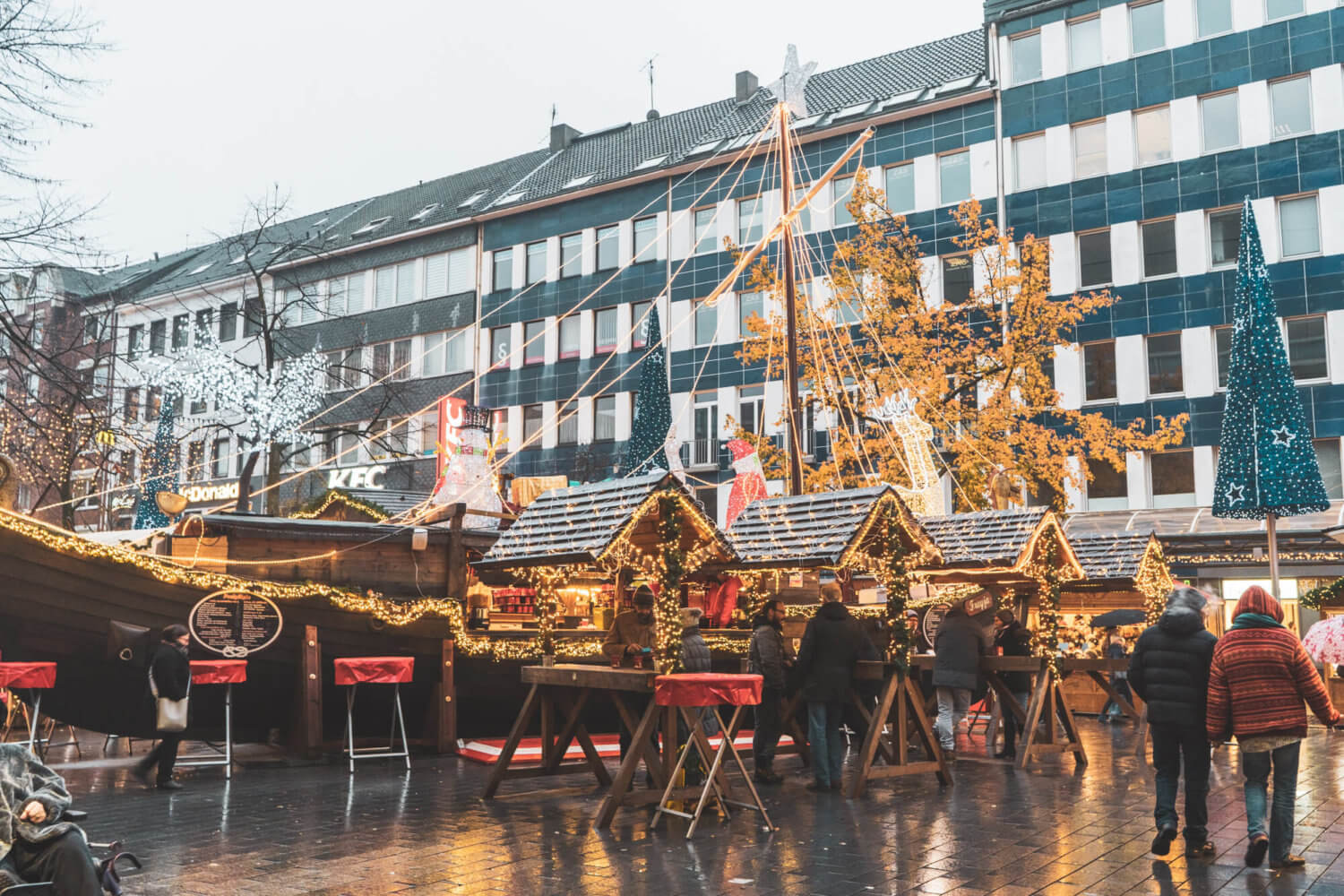 Pretty Lights at Duisburg Christmas Market