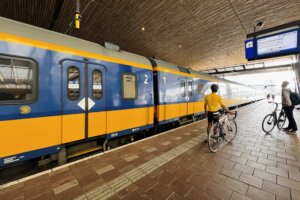 How to Take the Train in the Netherlands: A Step by Step Guide!