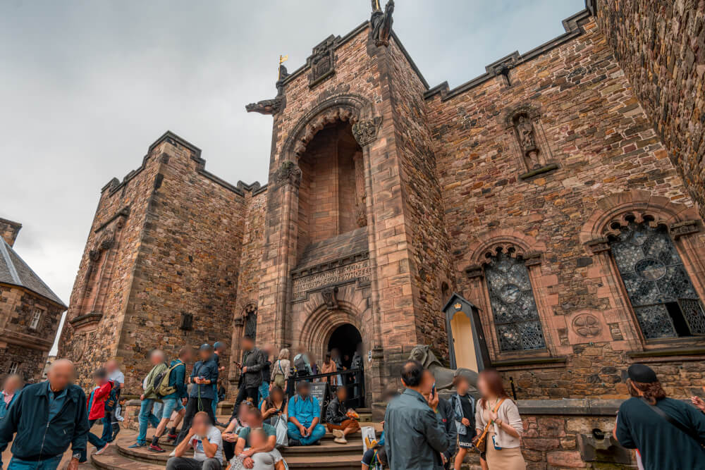 castle tours in edinburgh