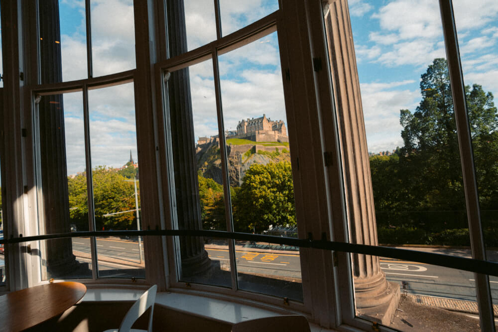 happy traveller edinburgh