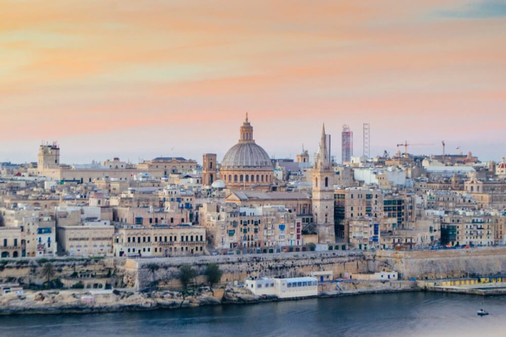 Visiting Malta and looking for the best things to see, do and experience in Malta? Check out this gorgeous photo diary packed with inspiration for how to spend 4 days in Malta. Take this as the ultimate itinerary inspiration for your next Malta visit!