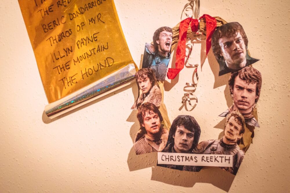 Game of Thrones Christmas inspiration! Click through to see awesome Game of Thrones Christmas decor filled with puns. #GameOfThrones #Puns #Christmas