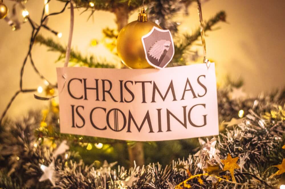 Game of Thrones Christmas inspiration! Click through to see awesome Game of Thrones Christmas decor filled with puns. #GameOfThrones #Puns #Christmas