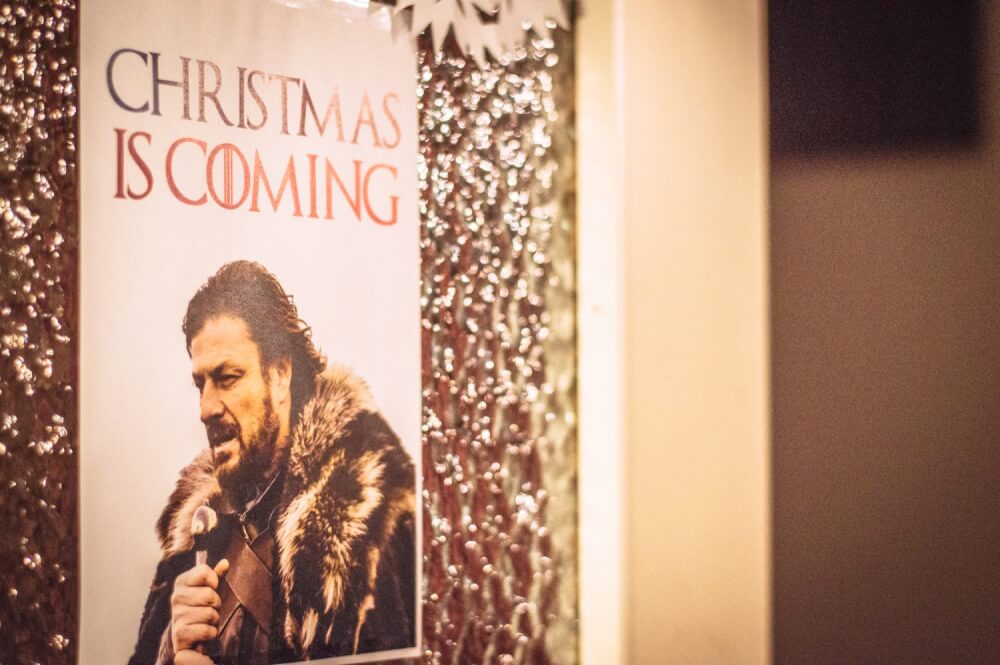 Game of Thrones Christmas inspiration! Click through to see awesome Game of Thrones Christmas decor filled with puns. #GameOfThrones #Puns #Christmas