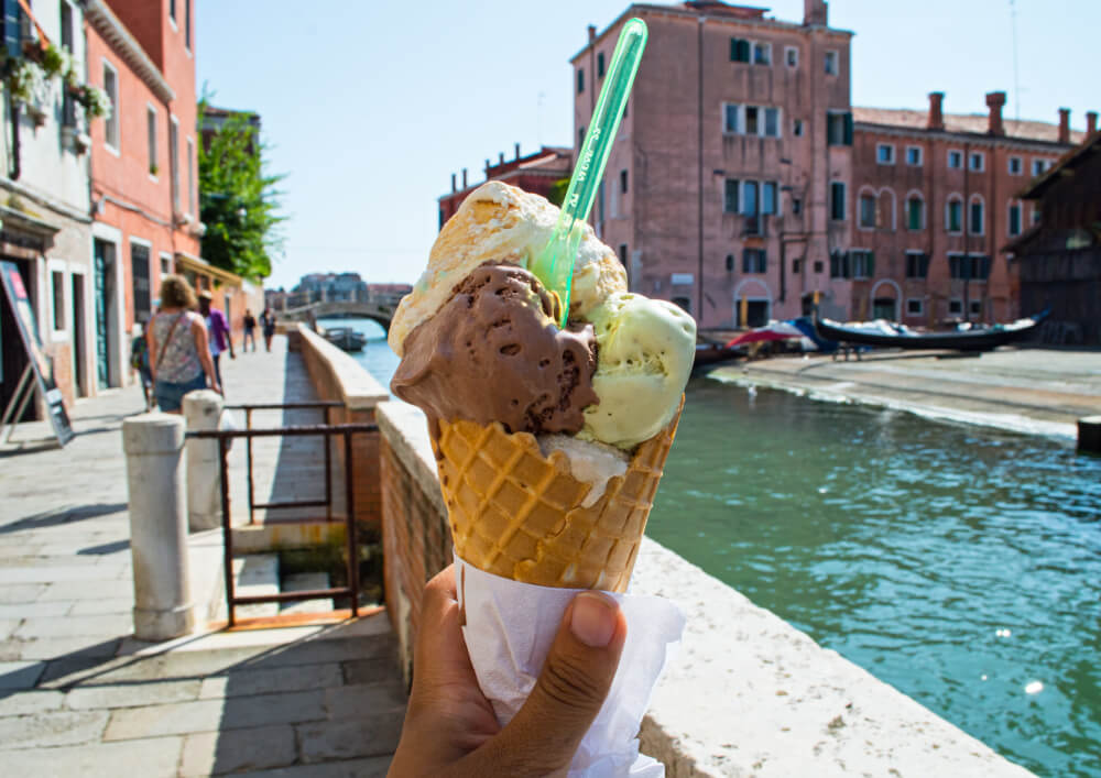 tourist in venice