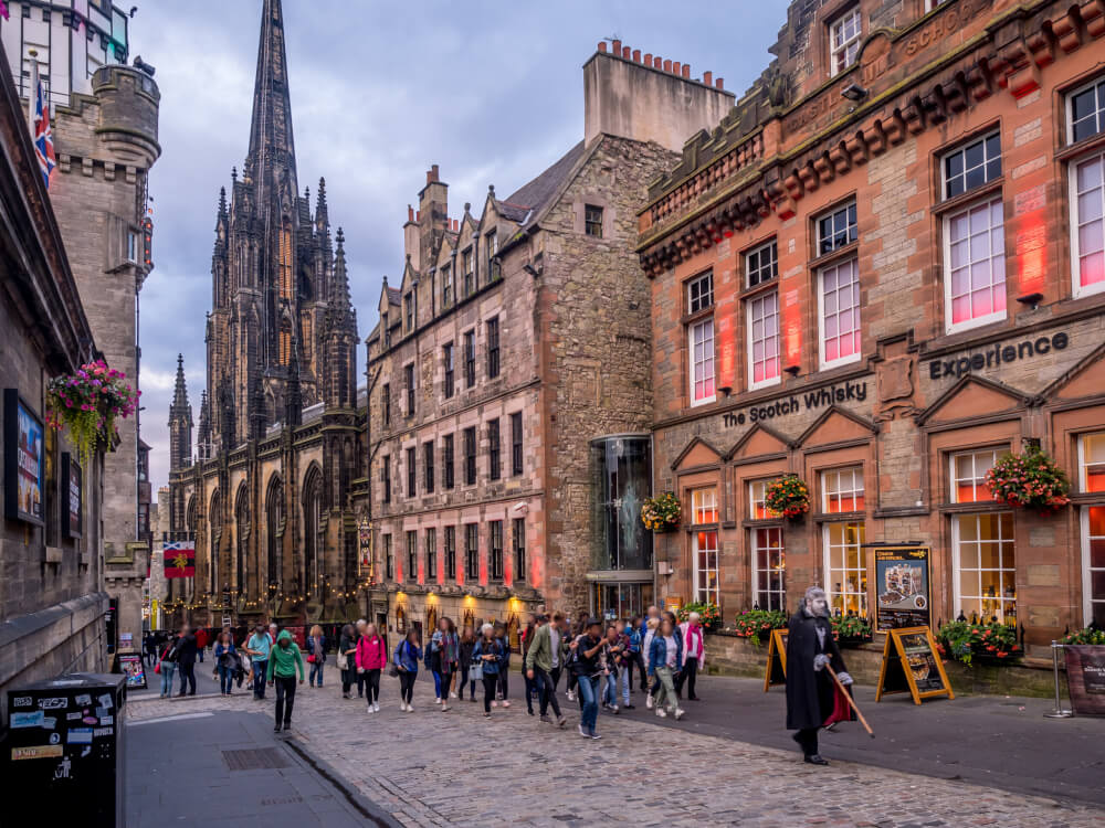 happy traveller edinburgh