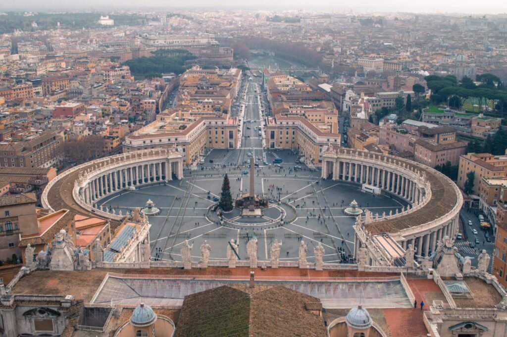 Absolutely incredible photos of Rome, Italy. If you're looking for stunning travel photography or inspiration to travel to Italy, travel to Rome or travel to Europe, this is it! #photography #rome #travelphotography #italy #europe