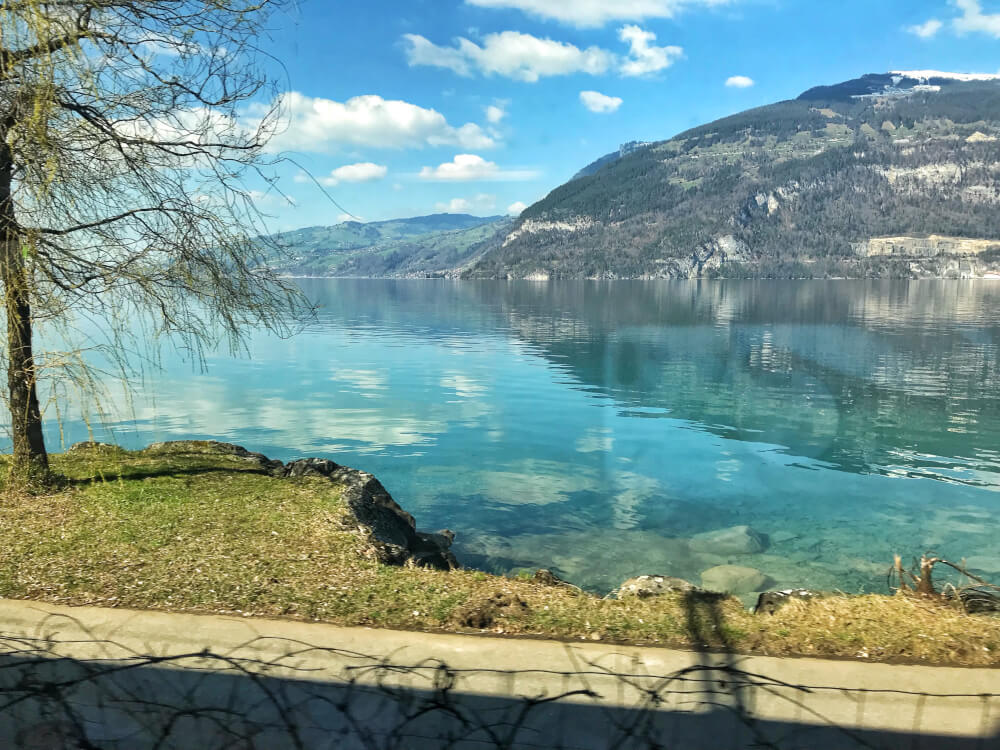 Amazing train views over Lake Thun in Switzerland