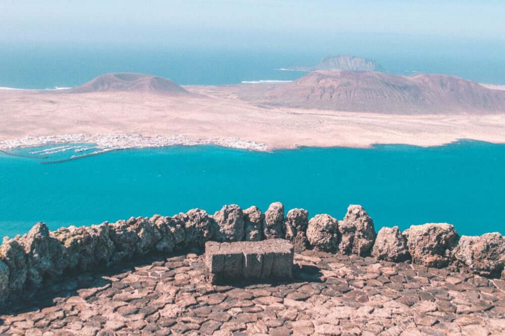 Incredible things to do in Lanzarote, one of the most beautiful Canary Islands in Spain. #Lanzarote #Spain #CanaryIslands #Travel