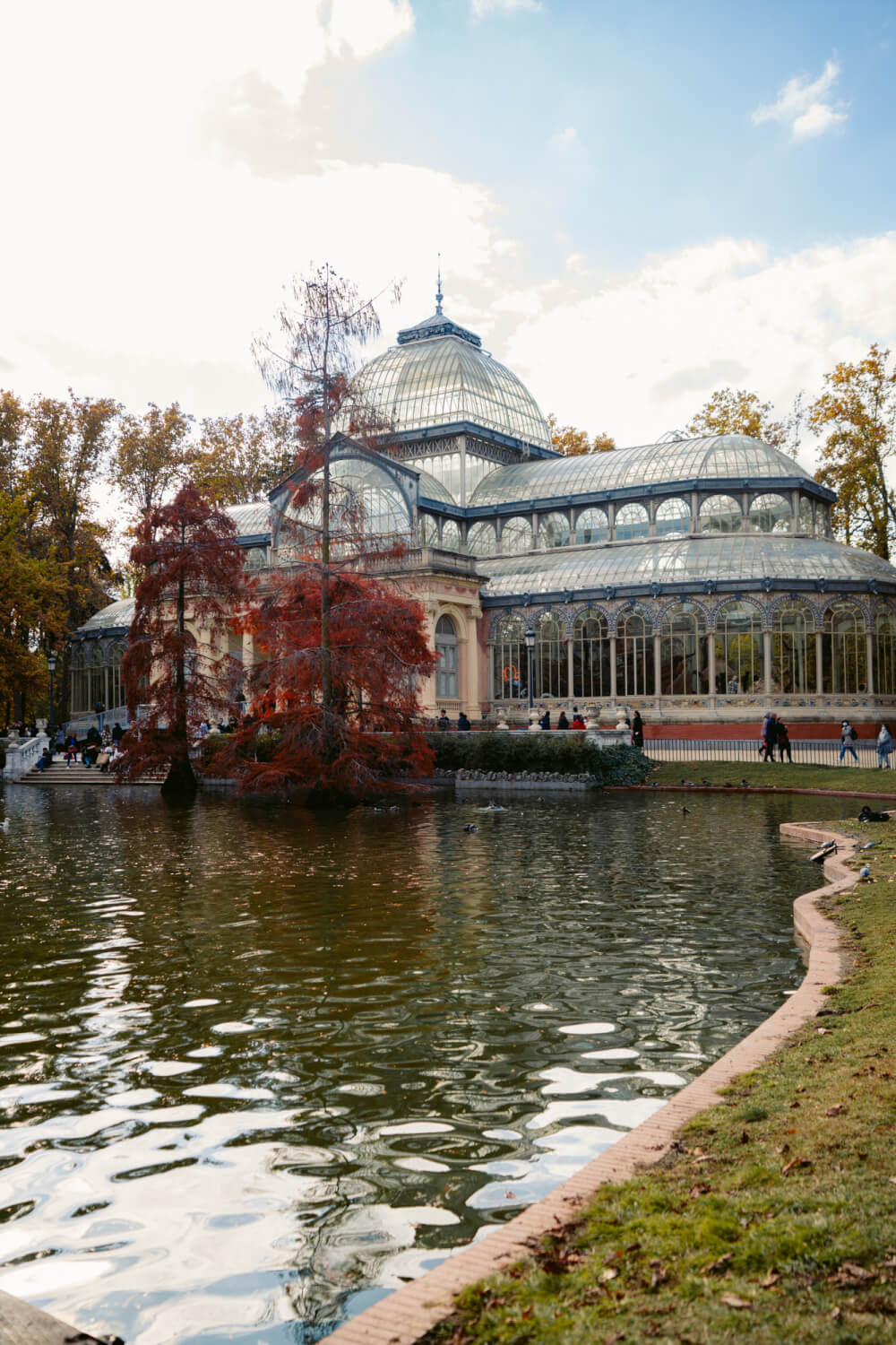 Parque del Retiro: from royal flight of fancy to public park