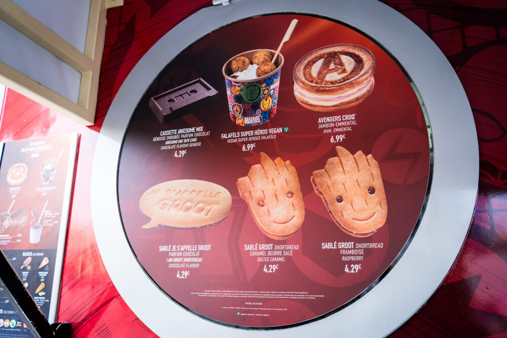 Sweet Marvel-themed treats at the Marvel Season of Heroes in Disneyland Paris