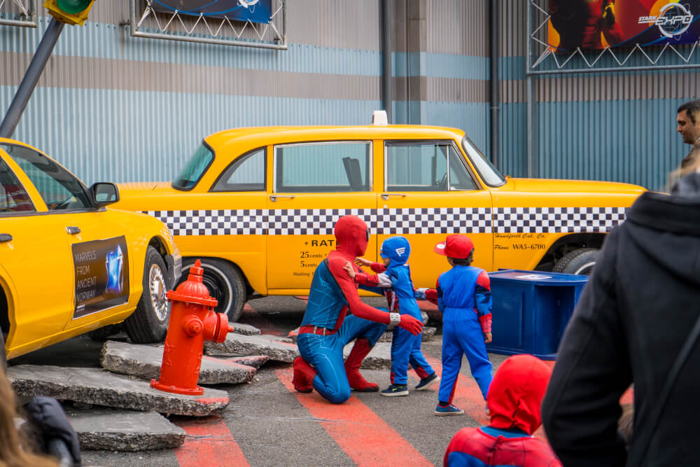 Spiderman character meet at the Marvel Season of Heroes in Disneyland Paris