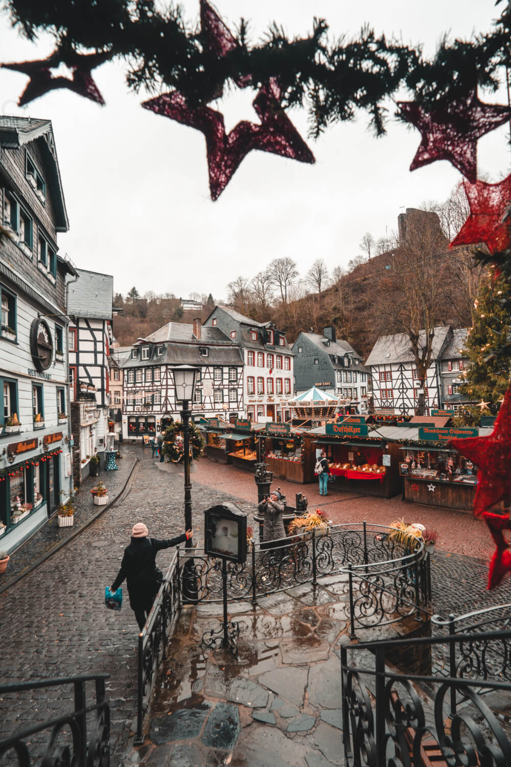 cool christmas places to visit