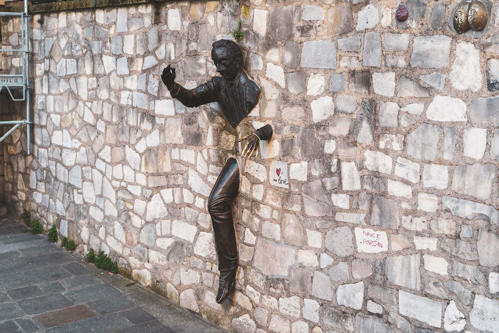 Passe Muraille in Montmartre, Paris