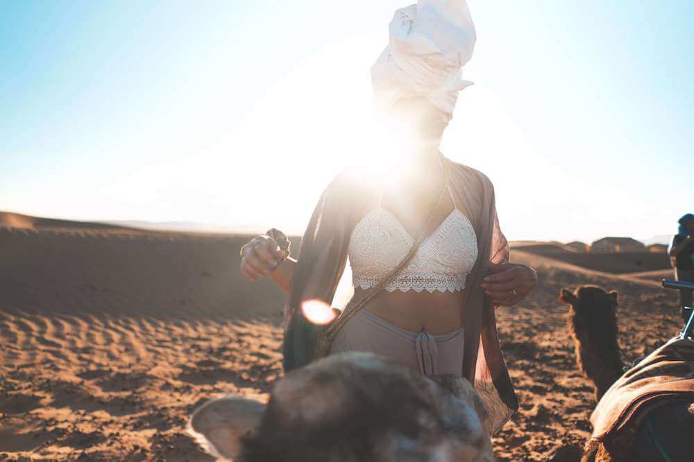 female tourist clothing morocco