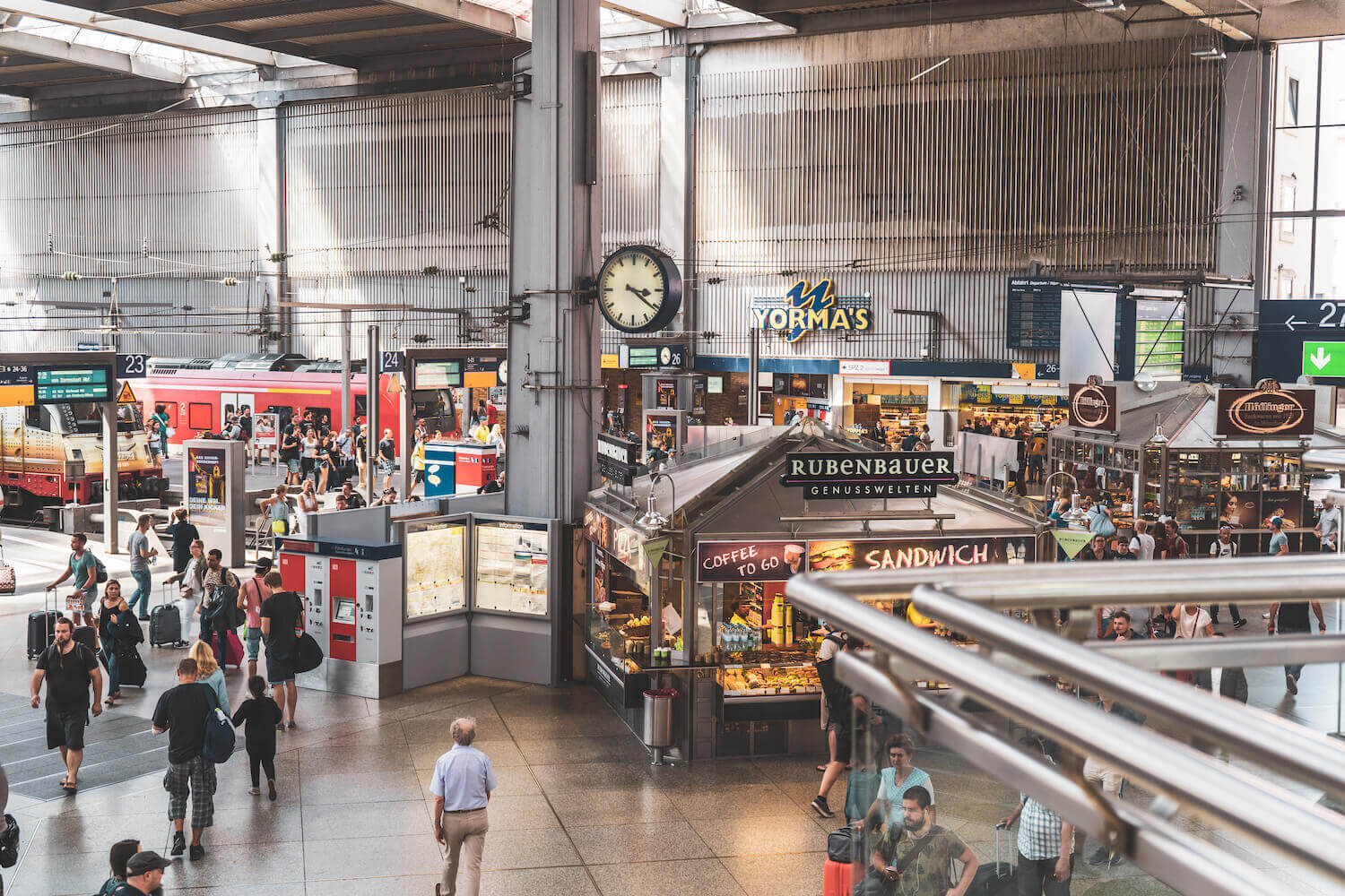 Munchen Hauptbahnhof Guide Everything You Need To Know About Munich Central Station