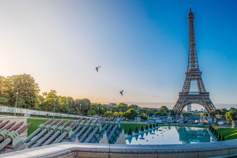 Sunrise at the Eiffel Tower