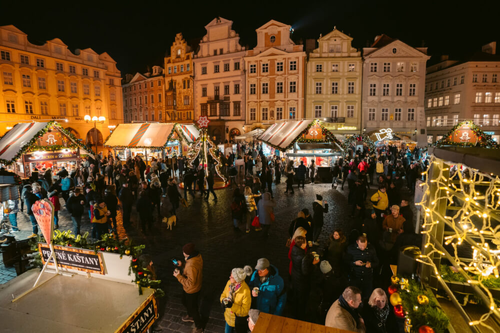Prague Christmas Market 2023 Guide: Where to Go, What to Eat & More!