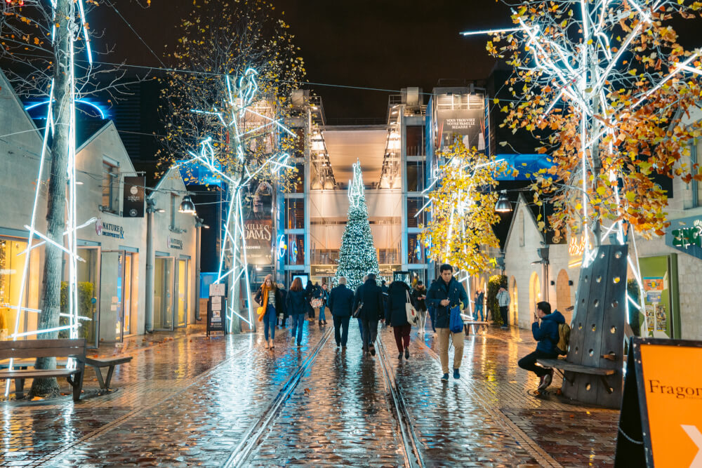 Le Marais at Christmas: Lights, Illuminations & Places to Visit