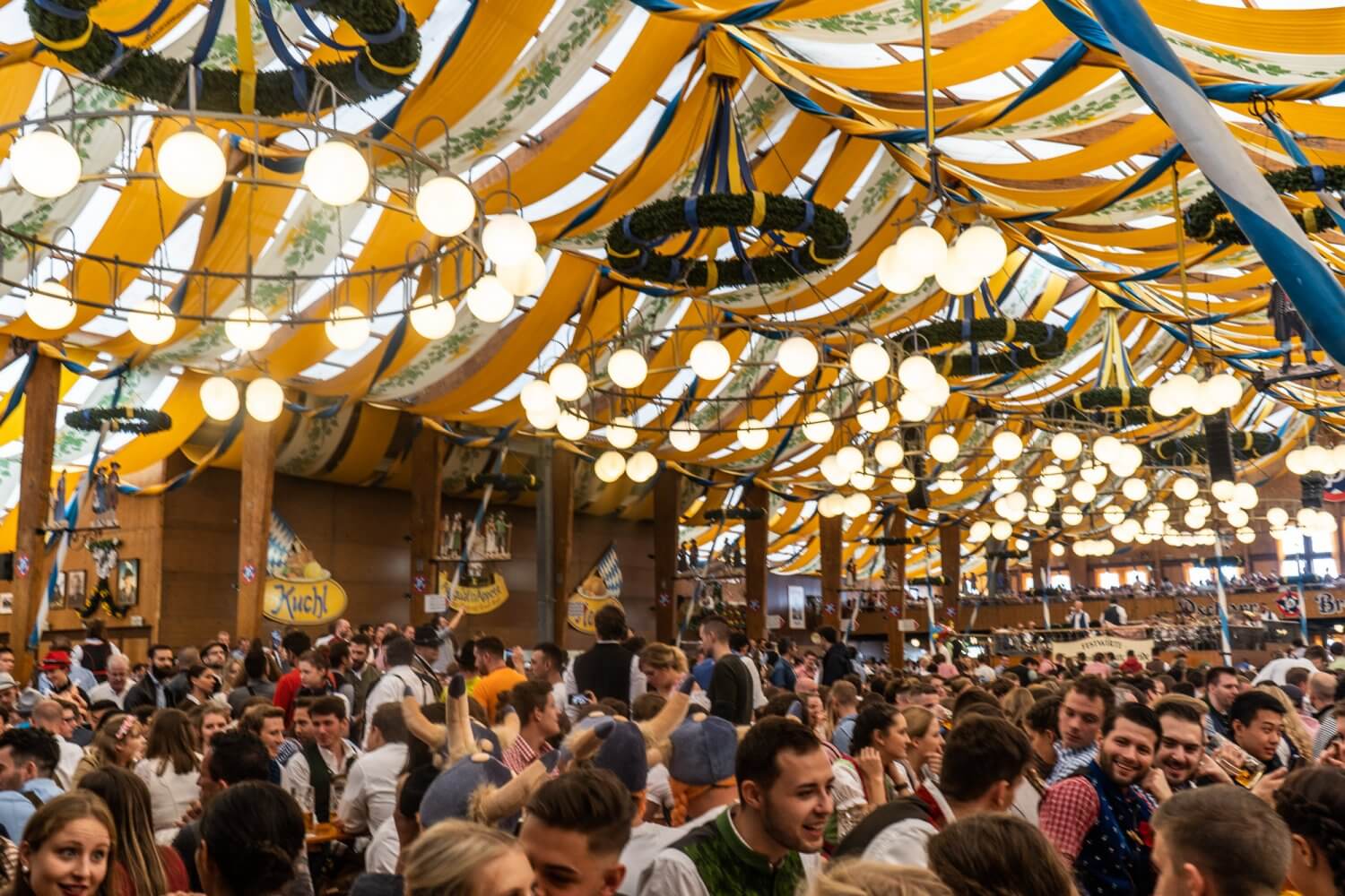 Pschorr-Bräurosl tent at Oktoberfest