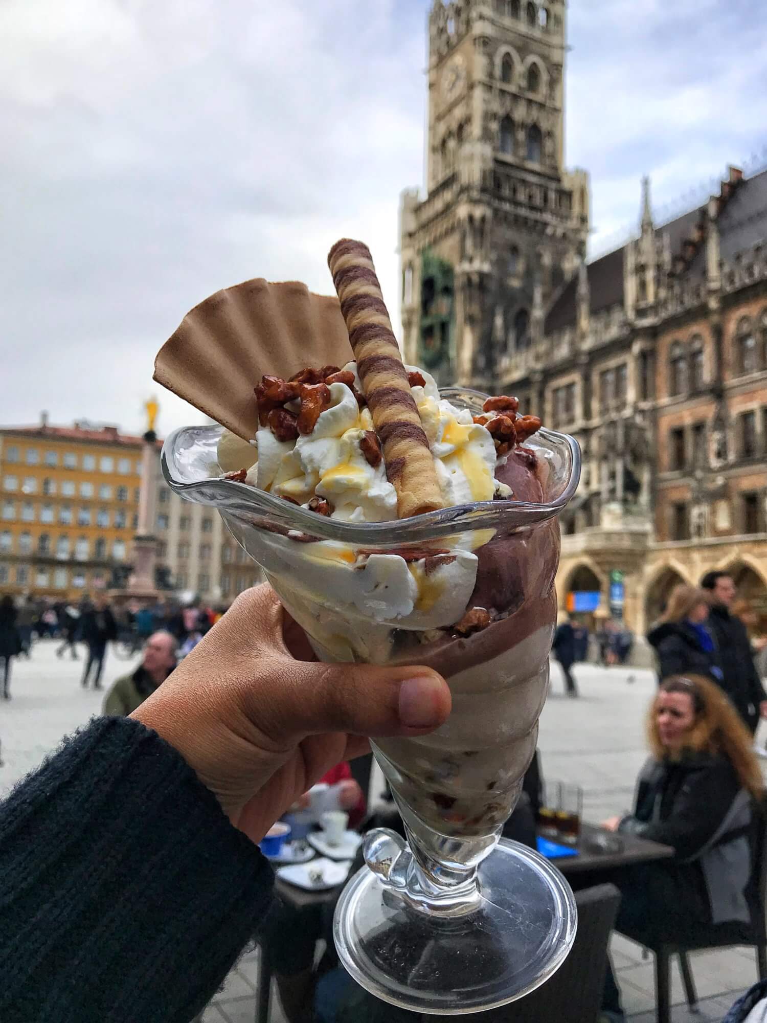 Rischart ice cream in Marienplatz, Munich