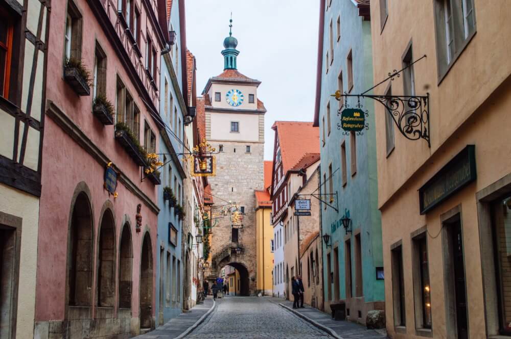 A must-read guide if you're visiting Rothenburg Ob Der Tauber, Germany on a daytrip. This beautiful medieval town is one of the cutest fairytale towns in Germany. This guide will walk you through what to see and do with a 1 day itinerary included.