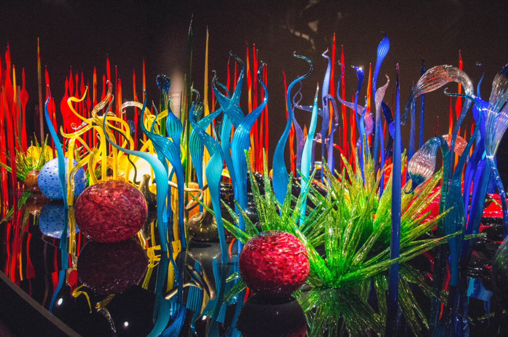 How to Visit the Chihuly Garden Glass Museum in Seattle Tickets