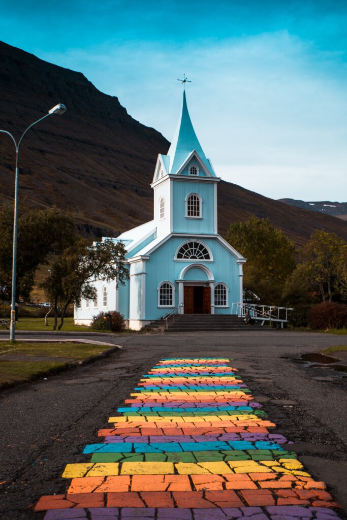 tourist hotspots in iceland