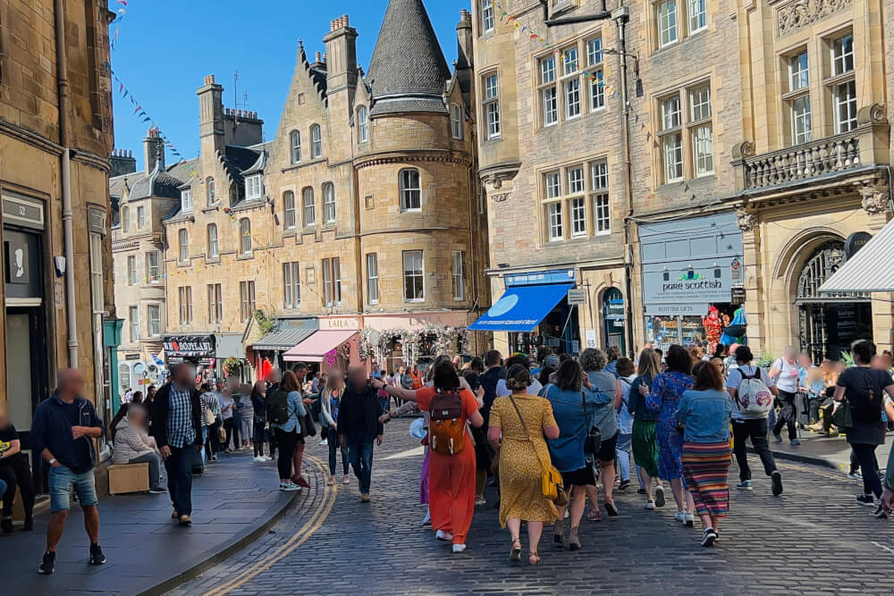 happy traveller edinburgh