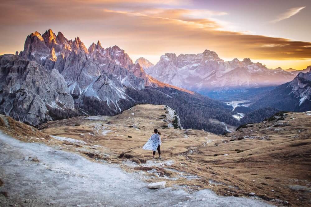 Absolutely stunning photos of the Dolomites in Italy! This post is travel inspiration at its finest, inspiring you to travel to Italy, travel to Europe and beyond! #italy #europe #travel #photography