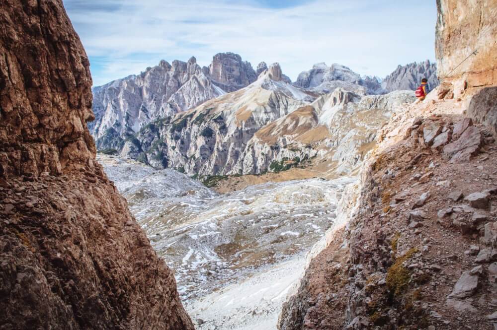 Absolutely stunning photos of the Dolomites in Italy! This post is travel inspiration at its finest, inspiring you to travel to Italy, travel to Europe and beyond! #italy #europe #travel #photography