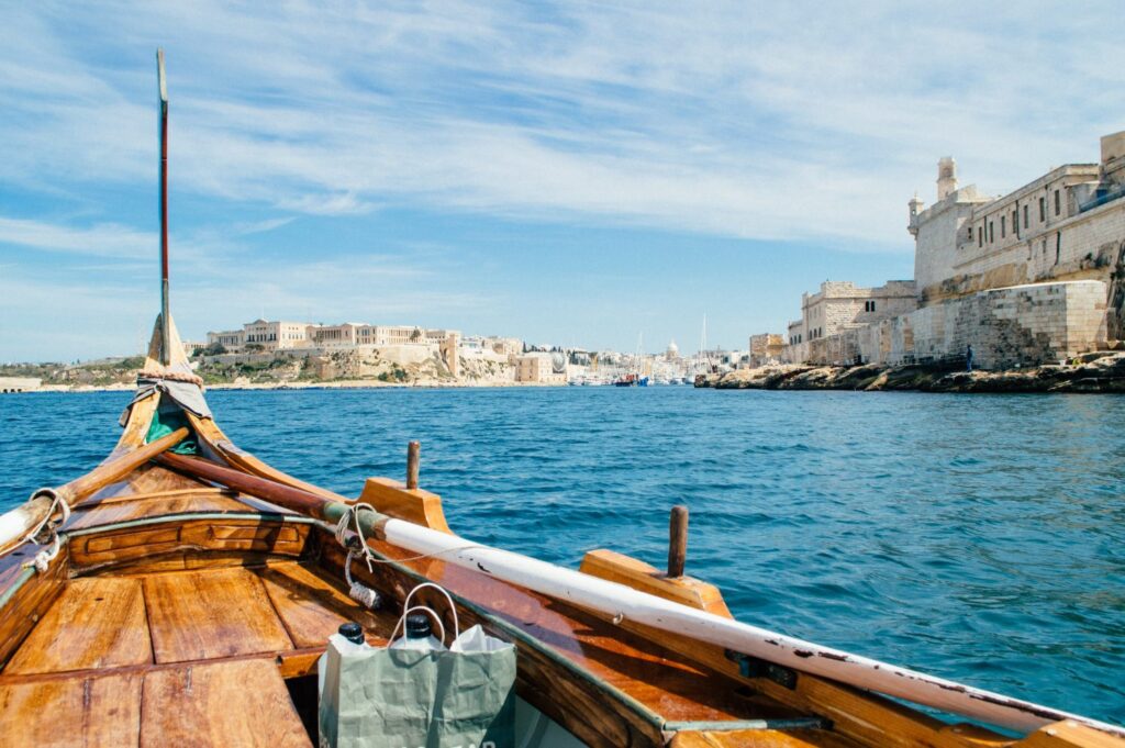 Visiting Malta and looking for the best things to see, do and experience in Malta? Check out this gorgeous photo diary packed with inspiration for how to spend 4 days in Malta. Take this as the ultimate itinerary inspiration for your next Malta visit!