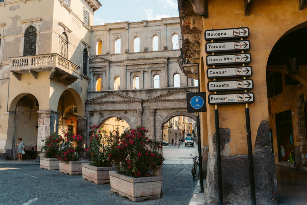 tourist centre verona