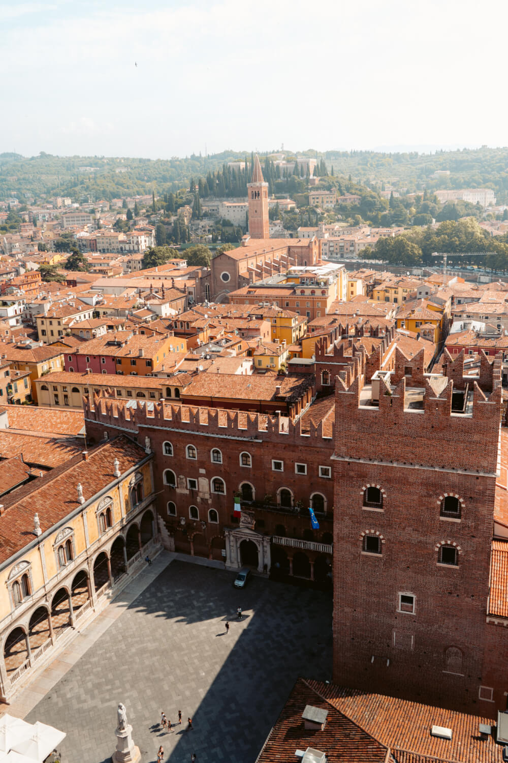 tourist centre verona