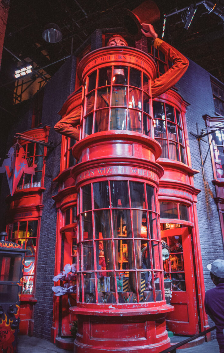 A Magical Guide to the Warner Bros Studio Tour in London: Everything ...