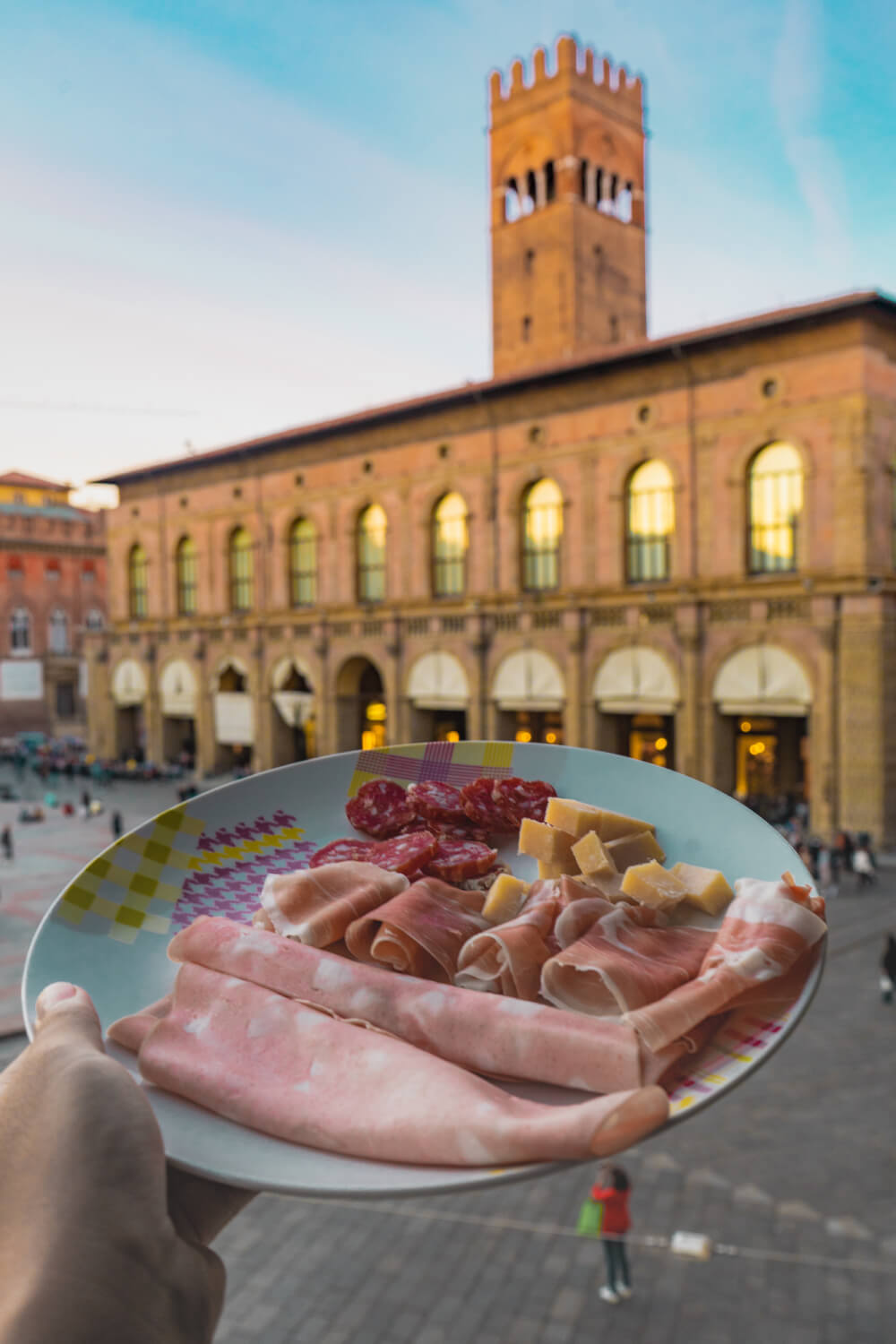 tourist attractions in bologna italy