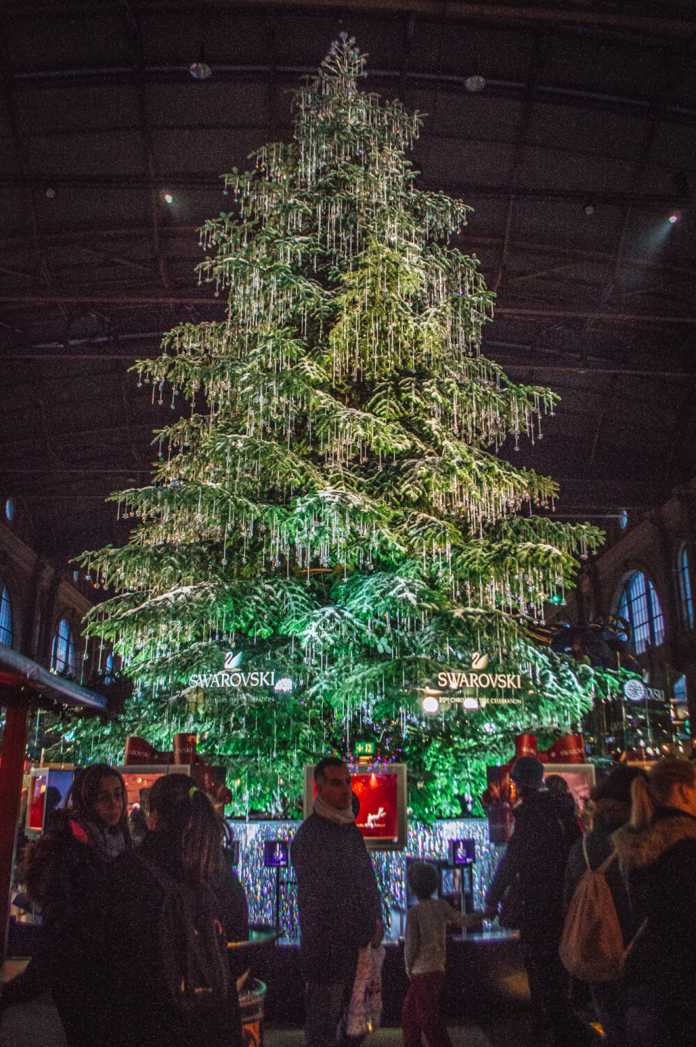 Swarovski christmas discount tree zurich