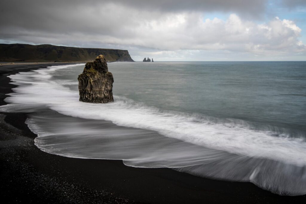 AMAZING Iceland road trip inspiration. This beautiful list of must-sees in Iceland will show you a bunch of unmissable stops along Iceland's Ring Road. A must-save for anyone planning a road trip around Iceland!